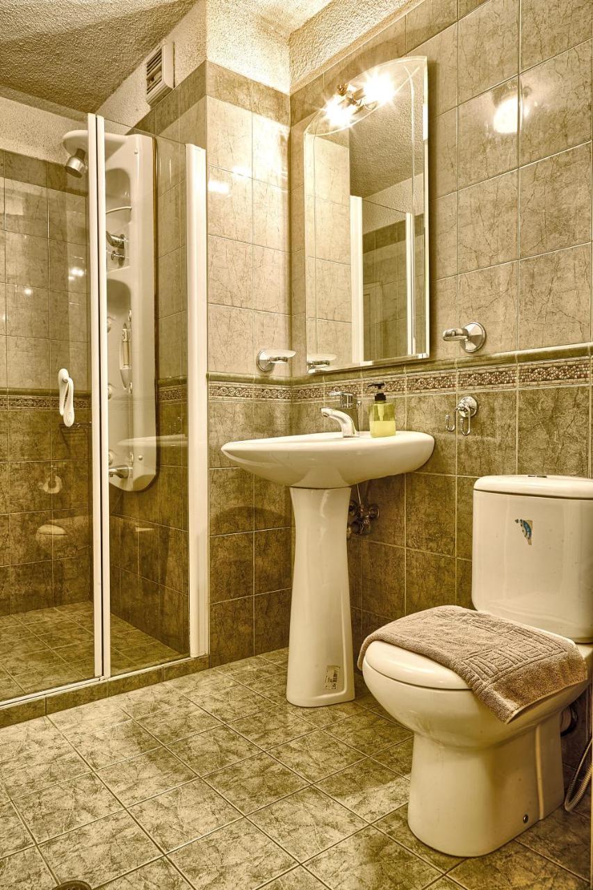 Baratero City II Apartments София Экстерьер фото